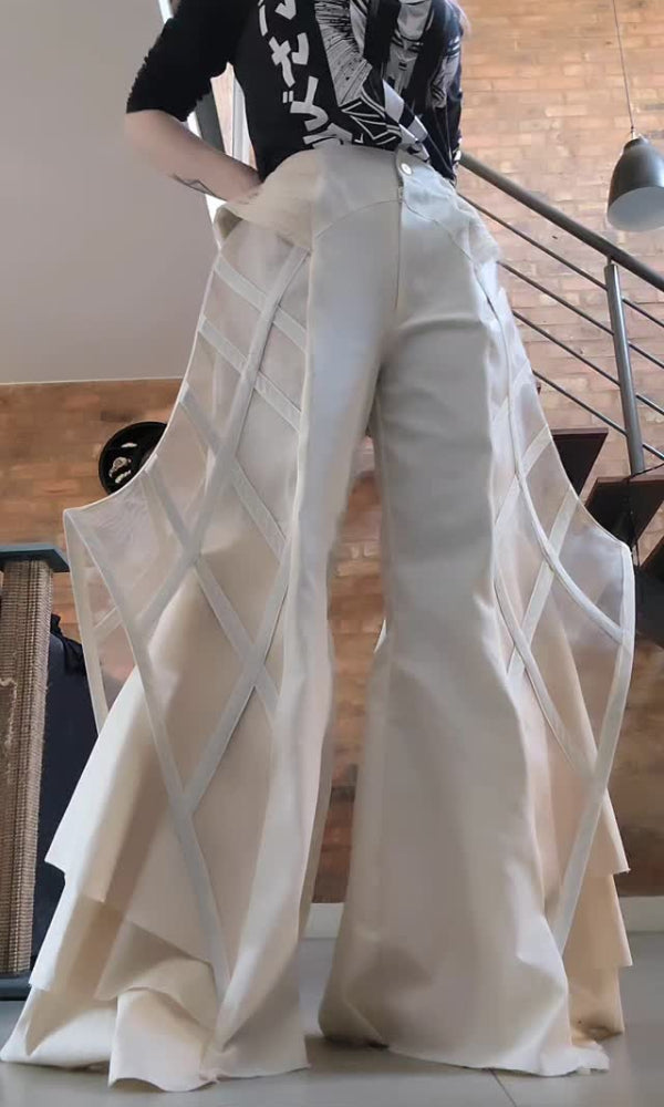 Party Conqueror – Chic Bone Pants