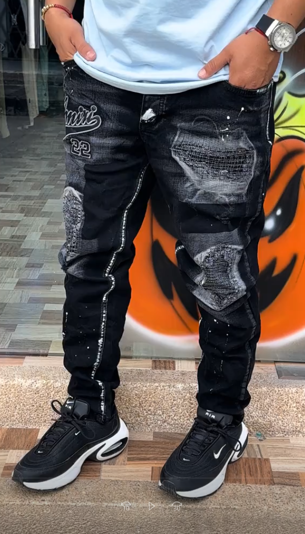 Men's casual ripped jeans