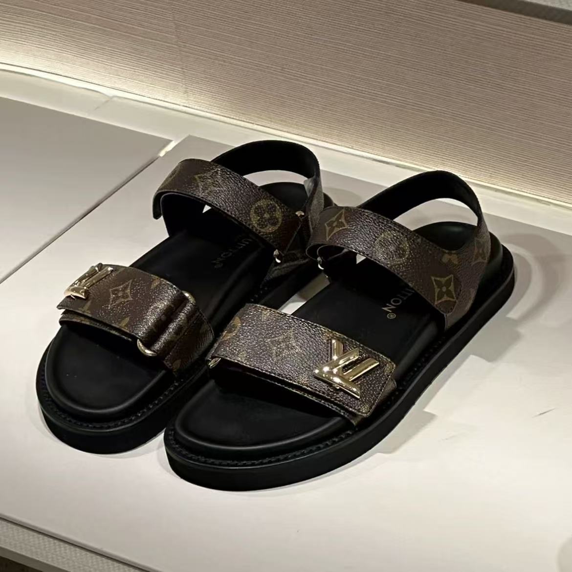 Comfortable Velcro Leather Casual Sandals