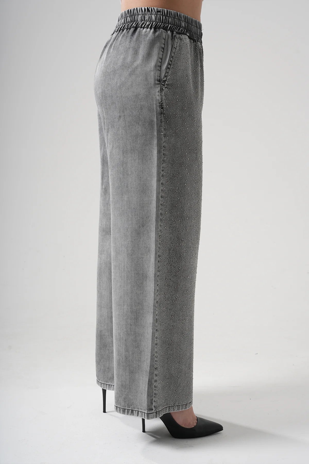 Elastic Loose Shiny Jeans