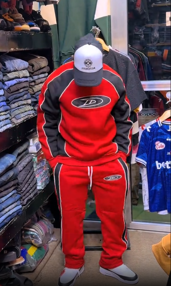 Couple's Trendy and Comfortable Hoodies Set