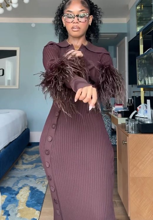 Cotton Knit Fit Button Feather Dress