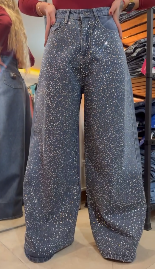 Chic Loose Shining Diamond Casual Jeans