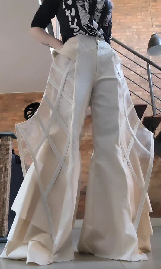 Party Conqueror – Chic Bone Pants