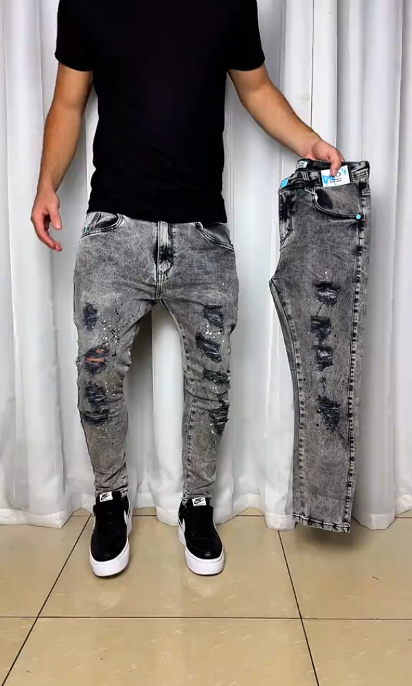 Men's Gray Ripped Jeans