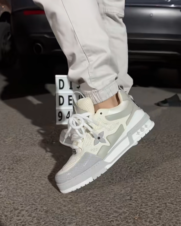 Couple's Breathable Sports Shoes