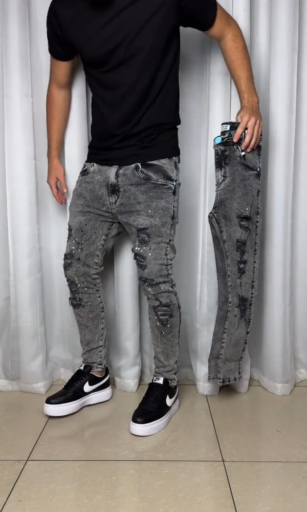 Men's Gray Ripped Jeans