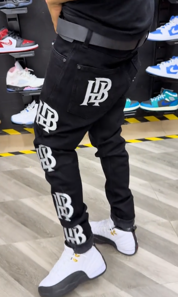 Embroidered Versatile Casual Jeans