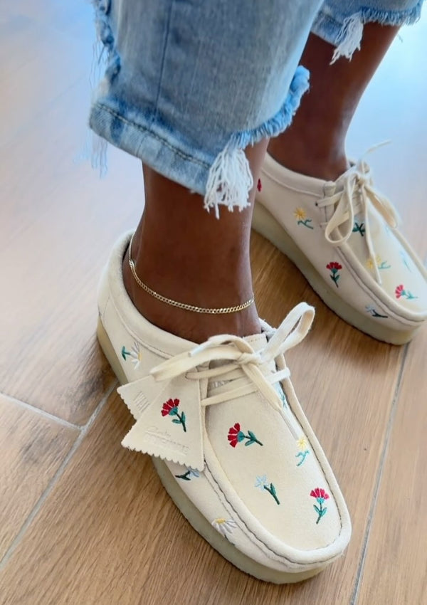 Comfortable Suede Floral Leather Shoes