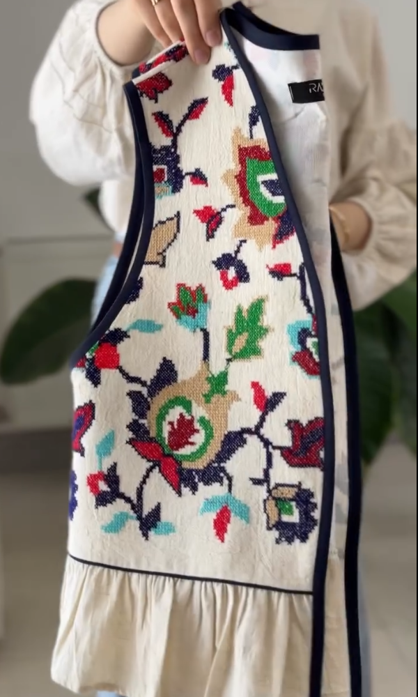 Embroidered Flower Vest