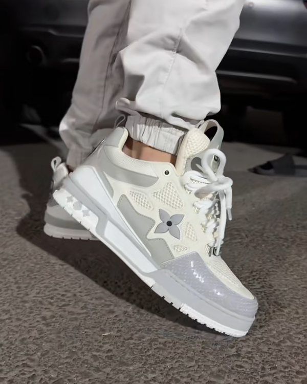 Couple's Breathable Sports Shoes